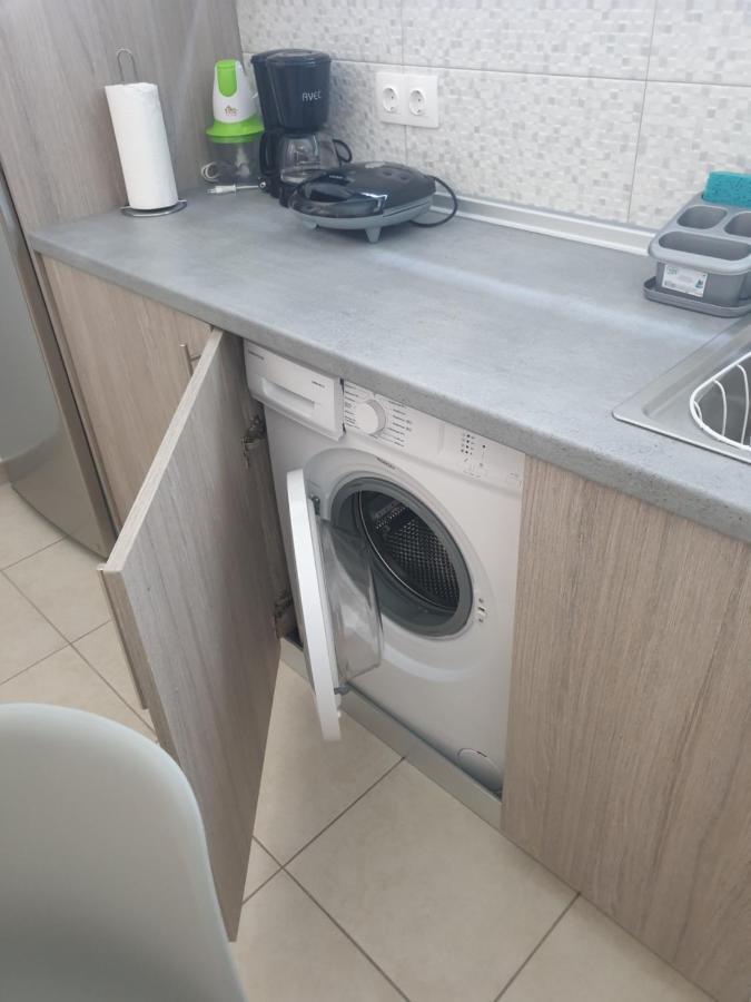Green - Comfy Center Rodos Asgourou Екстериор снимка